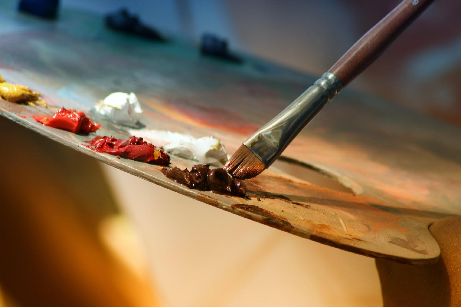 Melange des couleurs et teintes en peinture : un art a maitriser